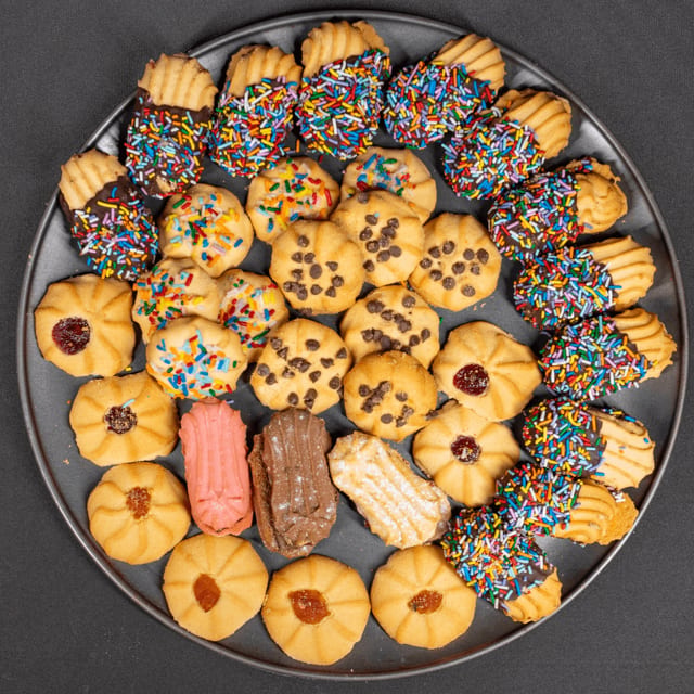1/2 Dozen Italian Cookies.