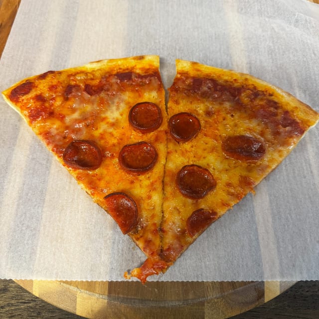 2 Pepperoni Slices.
